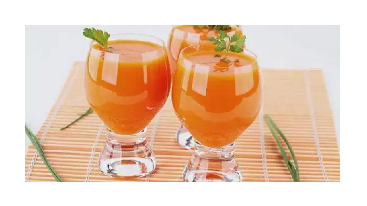 Suco de mam&atilde;o, mel&atilde;o e abacaxi comedores de gordura com thermomix