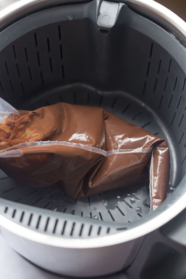 Truque: como derreter o chocolate sem colorir a nossa termomixa