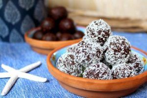 Bolas de baunilha e castanha de caju no Thermomix