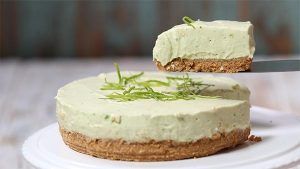 Cheesecake de abacate e limão no thermomix
