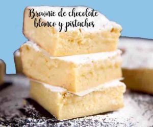 Brownies de chocolate branco e pistache no thermomix