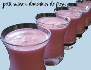 Morango Petit suisse ou danoninos com thermomix