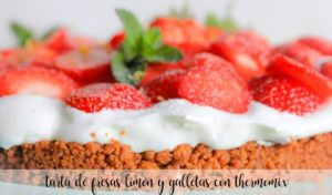 Bolo de morango e limão com biscoitos com Thermomix