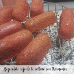 Bolo de chá vermelho recheado com thermomix