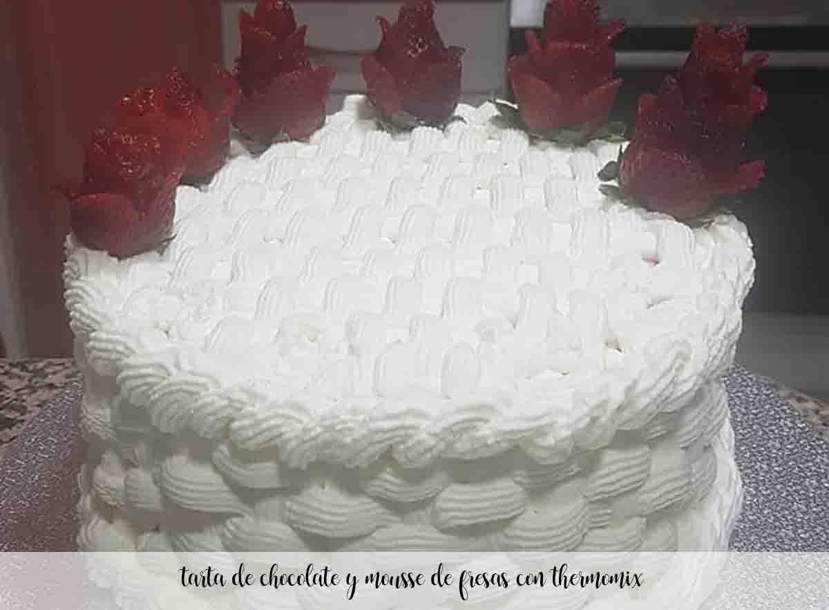 bolo de chocolate e mousse de morango com thermomix