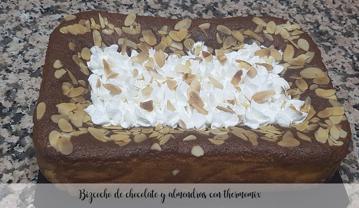 Bolo de chocolate e amêndoa com thermomix