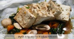 Papilote de tofu em cama de legumes com thermomix