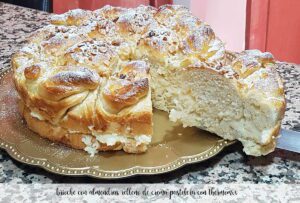 brioche con almendras relleno de crema pastelera con thermomix