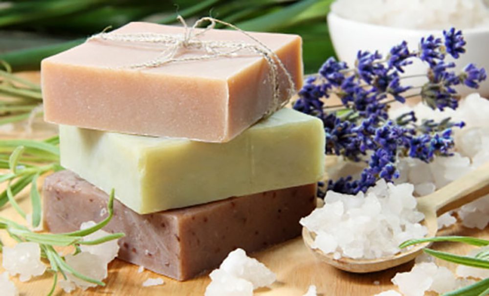 Sabonete para rosto e m&atilde;os com Thermomix: receita f&aacute;cil e natural