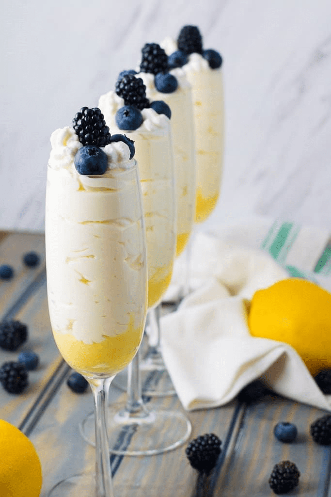 Mousse de Limão com Frutas Vermelhas na Bimby